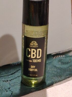 Avon CBD Dry Body Oil Bottle 3.7 fl oz Green and Black Discontinued,